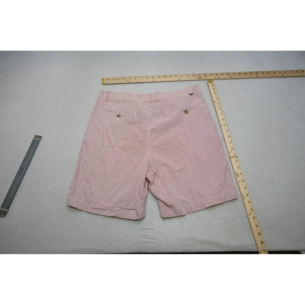 Chaps Shorts Mens 34 Red White Striped Seersucker Cotton Casual Excellent